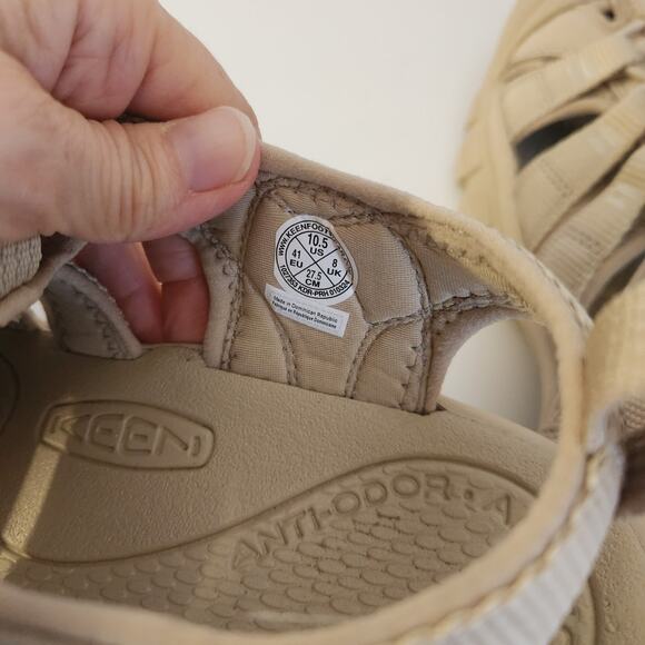 KEEN Women's Newport H2 Closed Toe Water Sandals, Monochrome/Safari, 10.5 - Picture 7 of 8